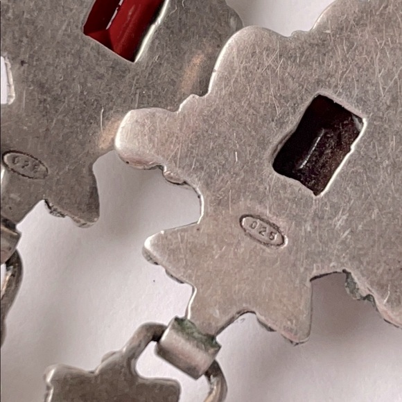 Ornate sterling silver earrings with garnet and pearl - Picture 3 of 3